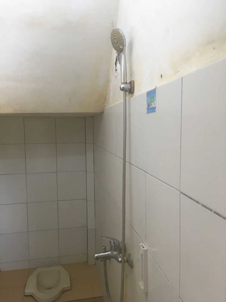 Sentosa Hotel by OYO Rooms