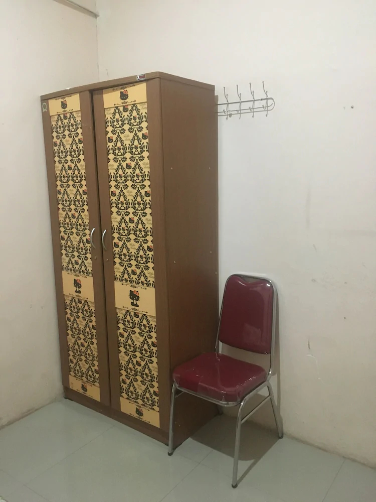 Sentosa Hotel by OYO Rooms