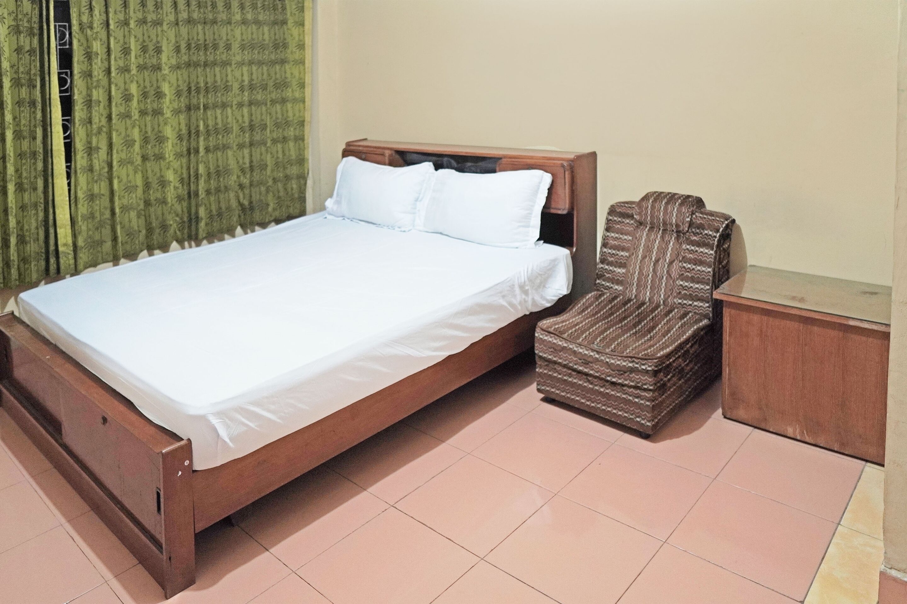 Capital O 92958 Hotel Raflessia Syariah
