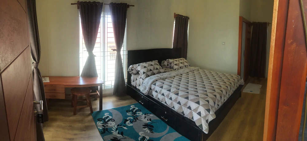 Oseda Nias Surf House