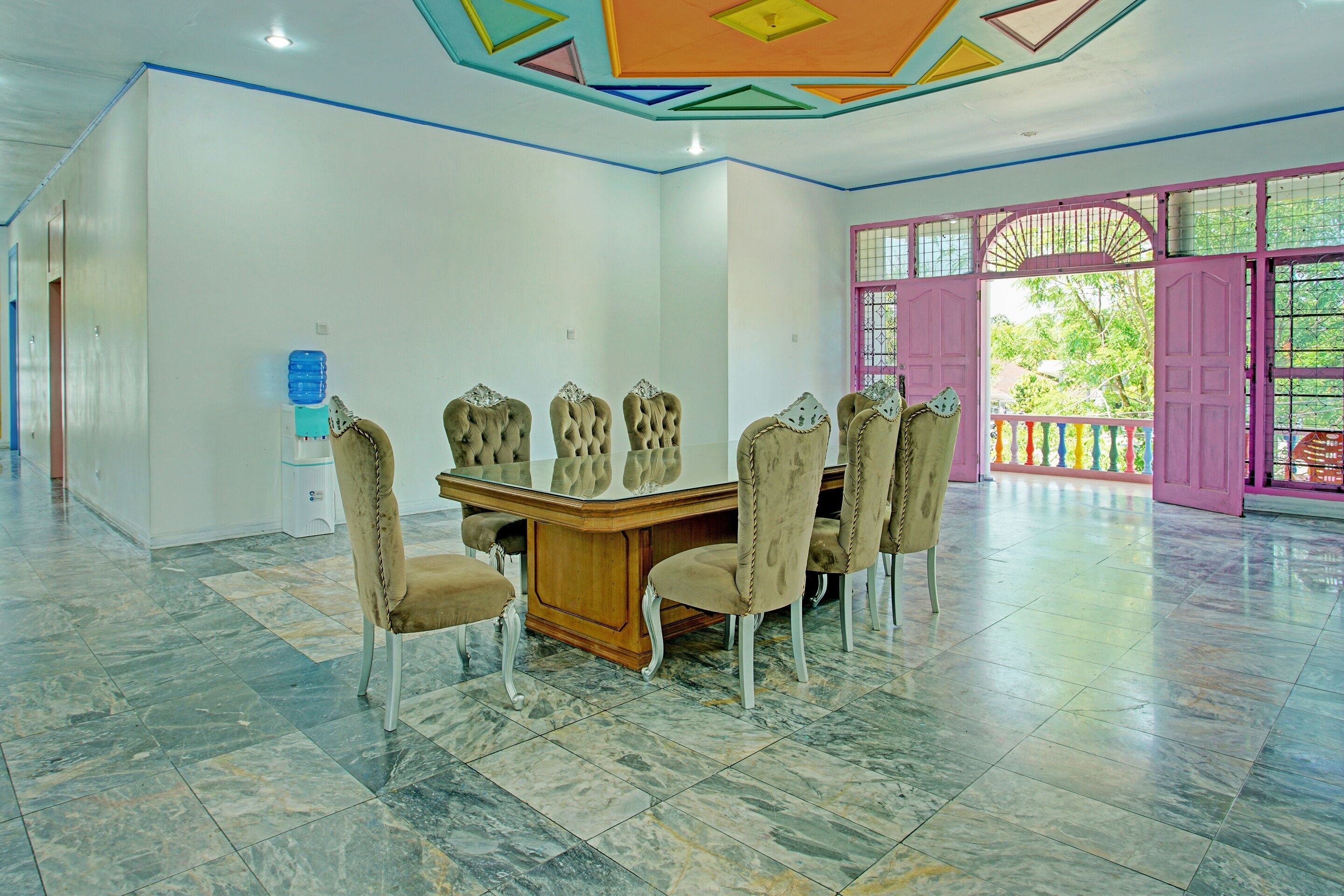 Capital O 92555 Hotel Princessa Syariah