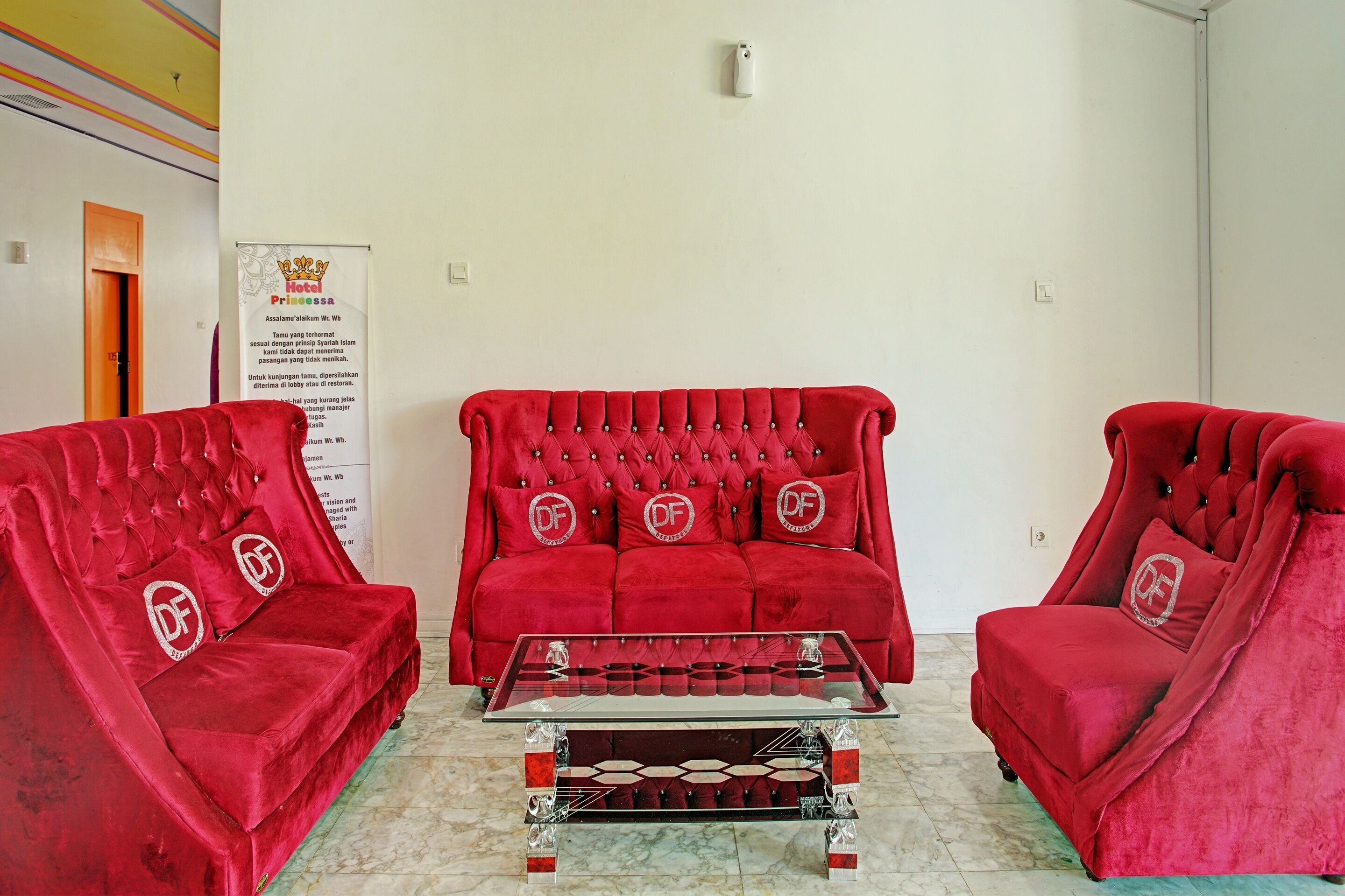 Capital O 92555 Hotel Princessa Syariah