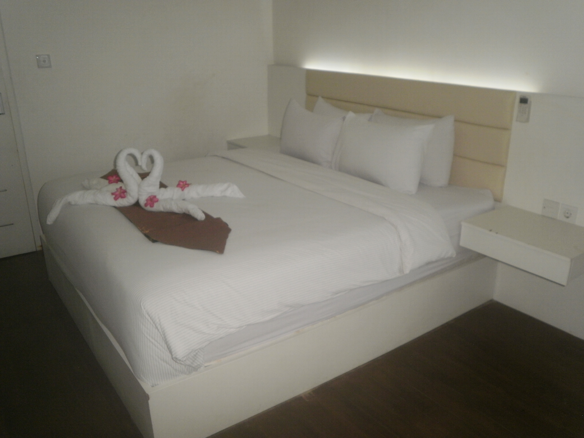 Cavery Beach Hotel