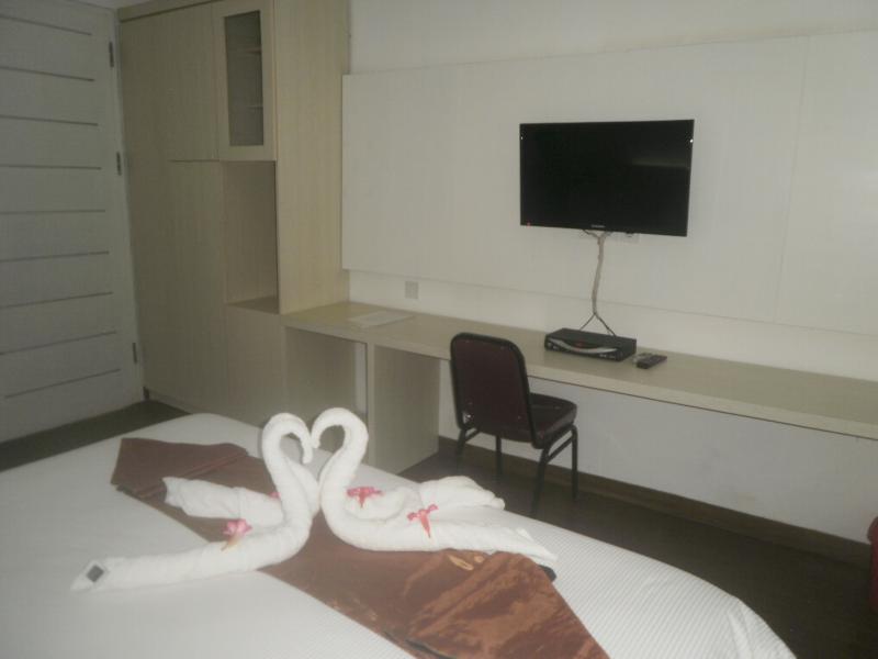 Cavery Beach Hotel