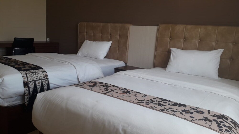 K2 Wisma by OYO Rooms