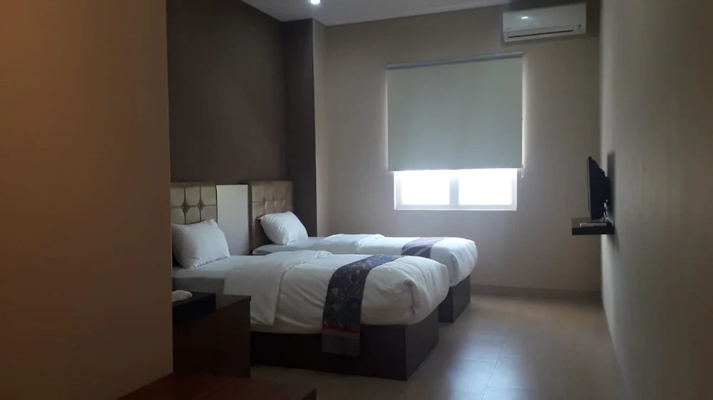 K2 Wisma by OYO Rooms
