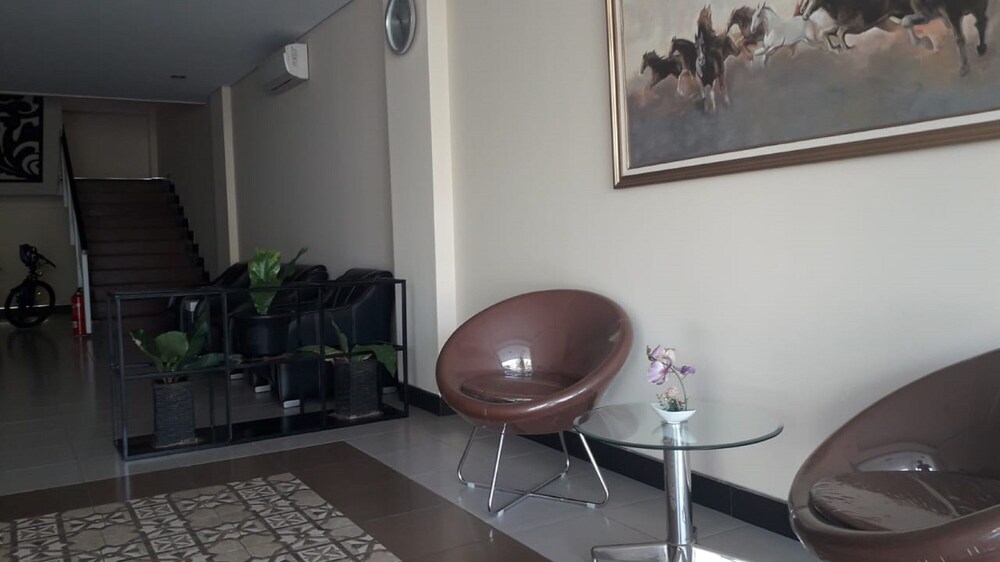 K2 Wisma by OYO Rooms