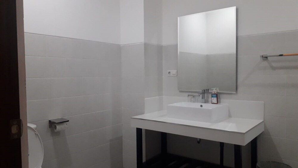 K2 Wisma by OYO Rooms