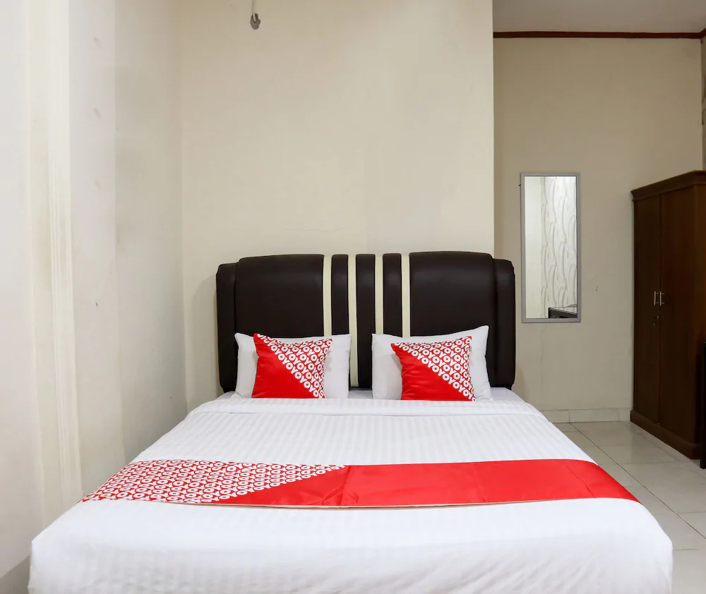 Lenggogeni House by OYO Rooms