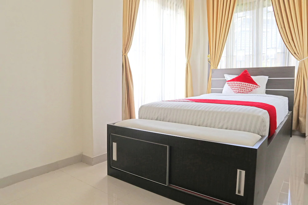 Mahakam Guest House by OYO Rooms