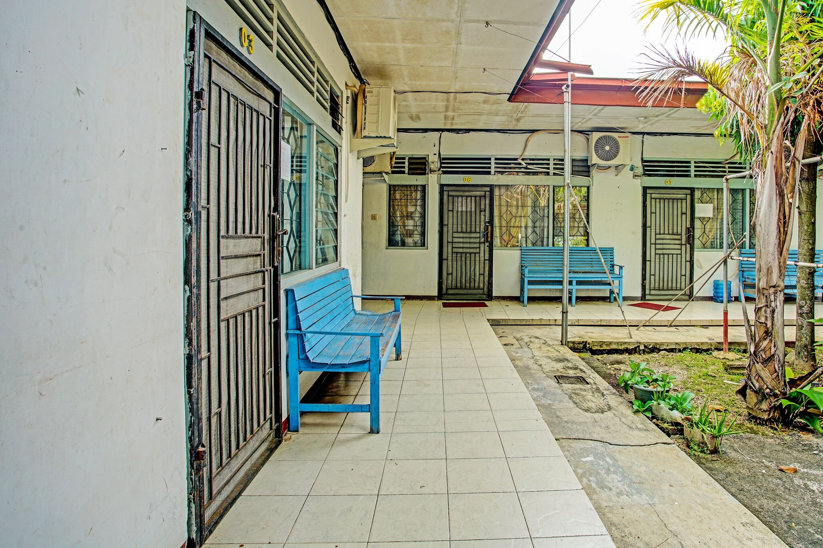 Maqomi Homestay Syariah by OYO