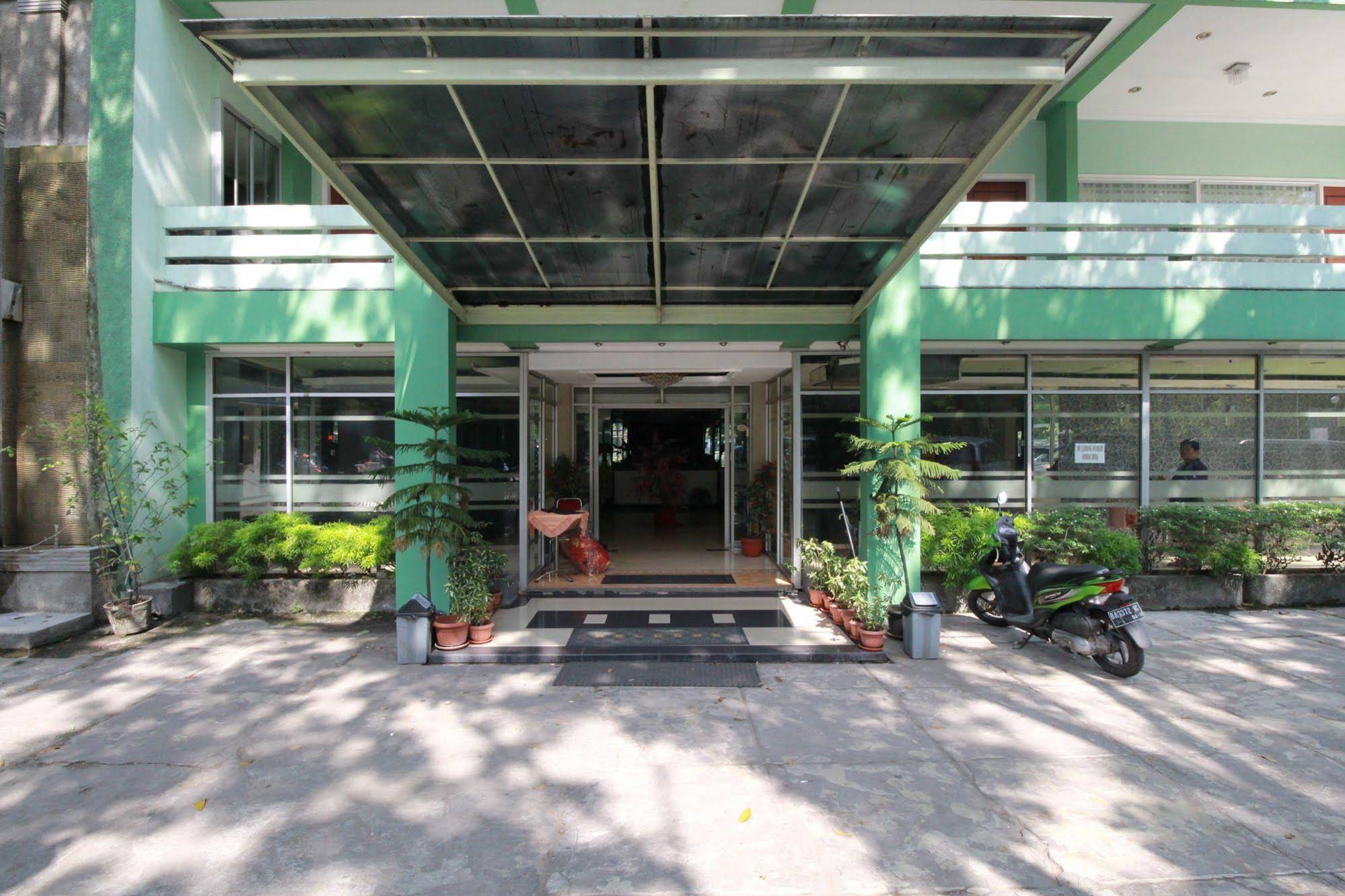 Mariani International Hotel