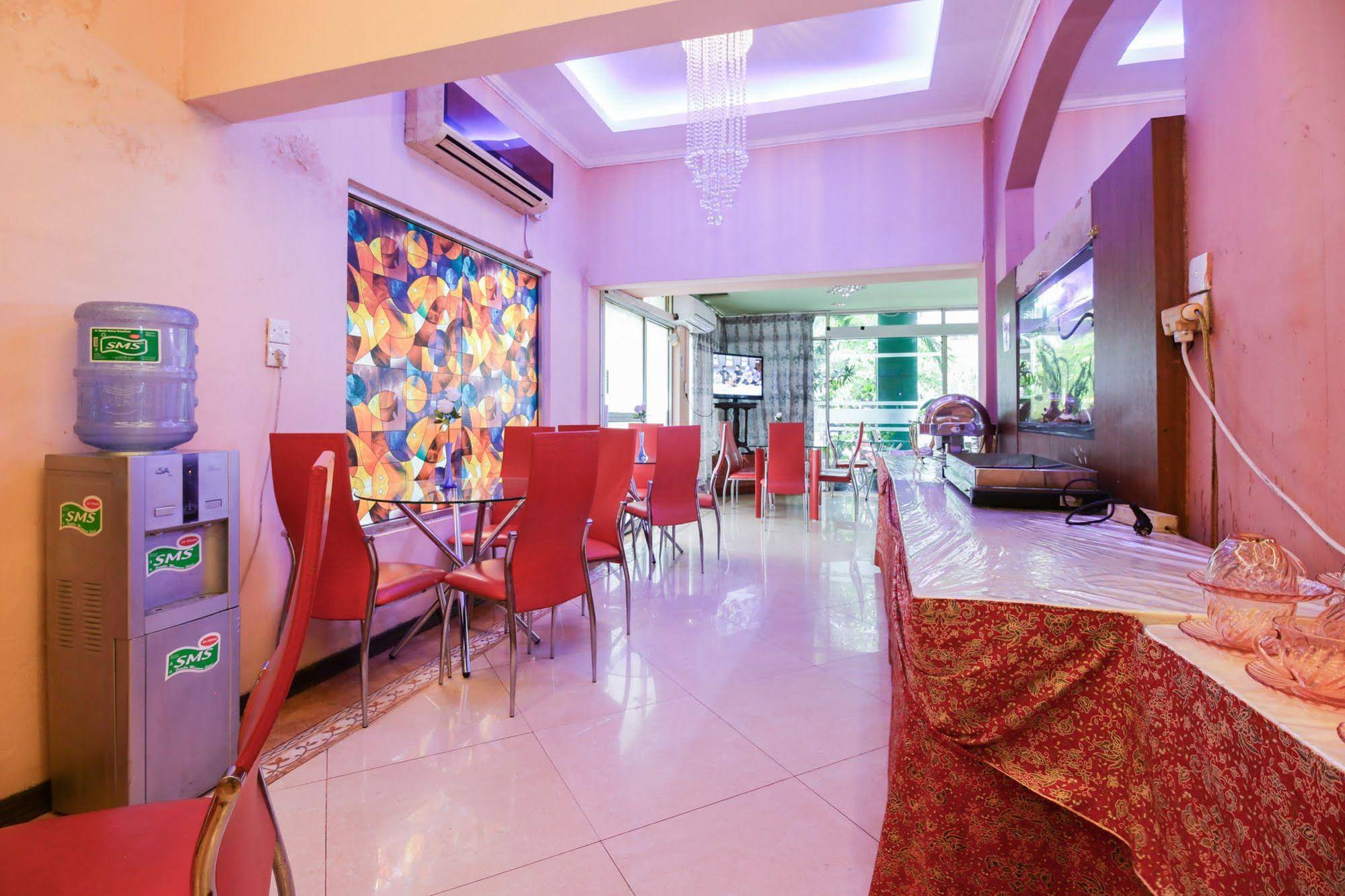 Mariani International Hotel