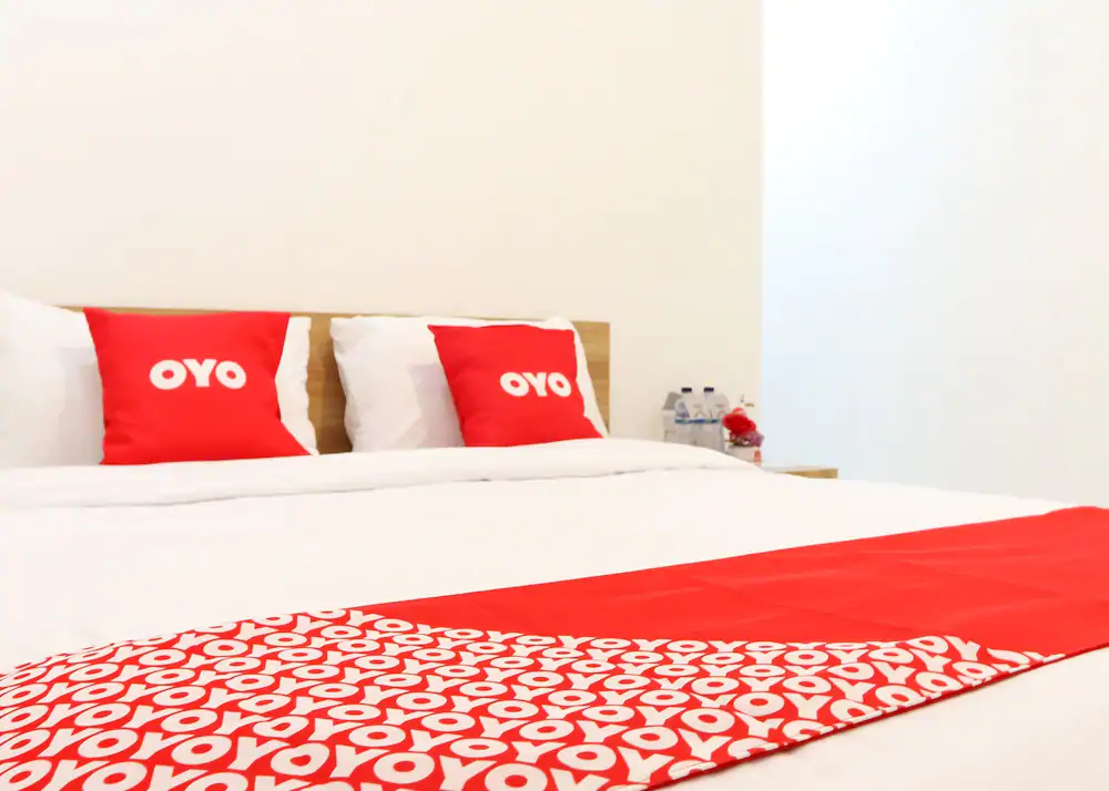 Monalisa Residence And Cafe by OYO Rooms
