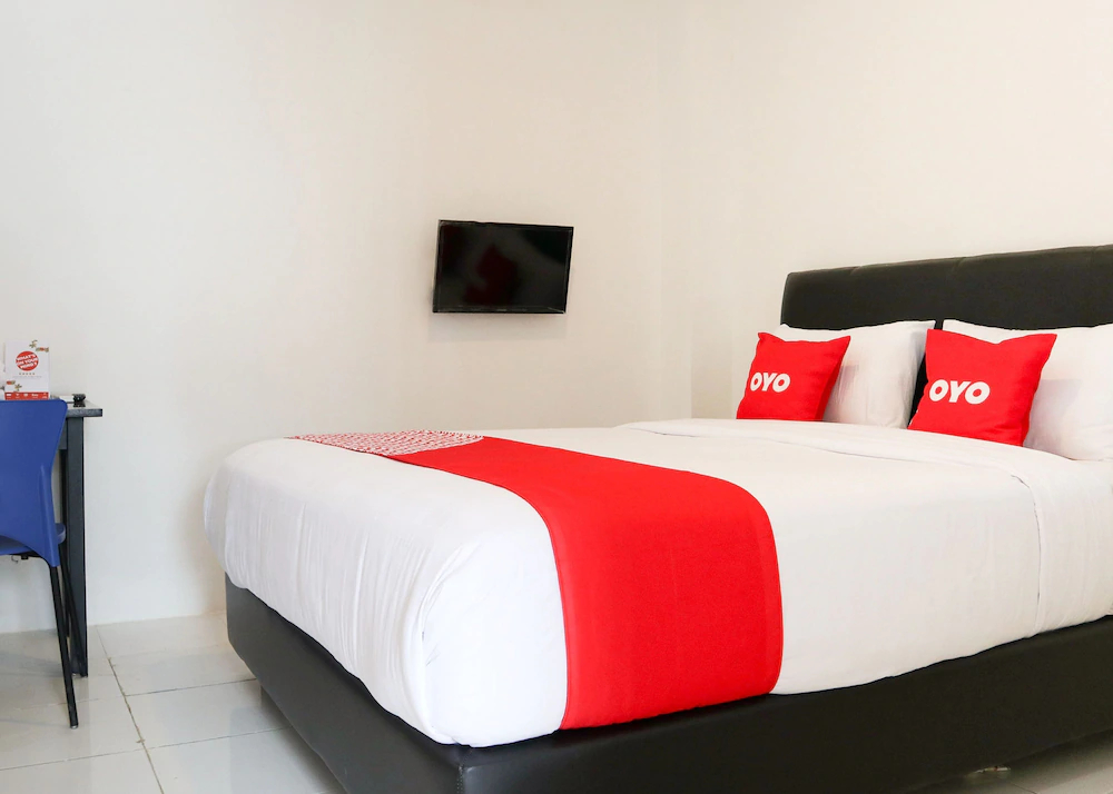 Monalisa Residence And Cafe by OYO Rooms