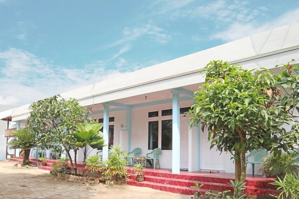 OYO 1538 Pesona Beach Travelodge