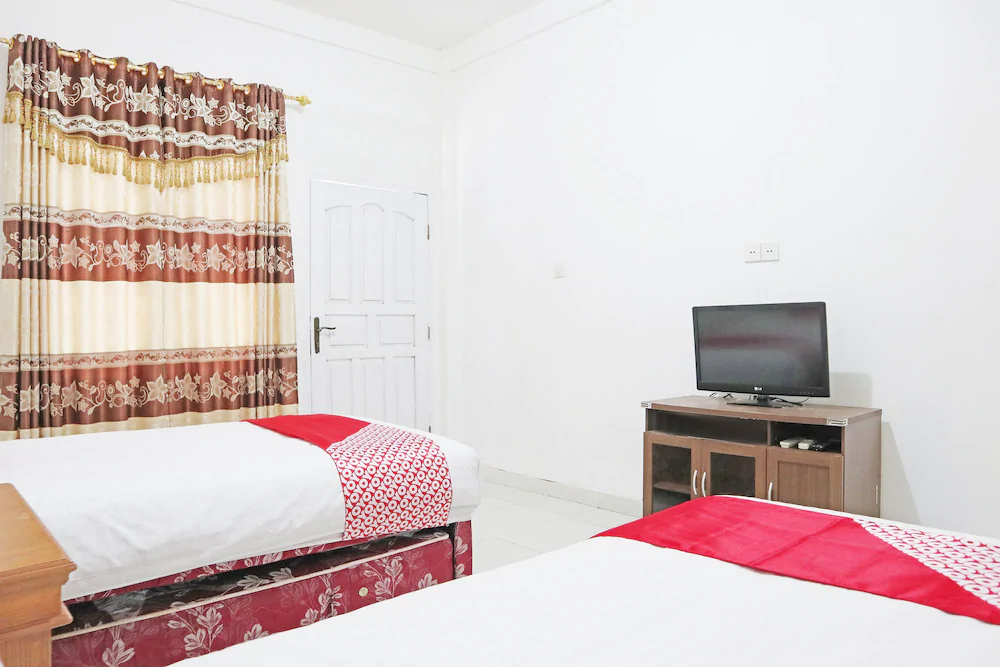 OYO 1538 Pesona Beach Travelodge