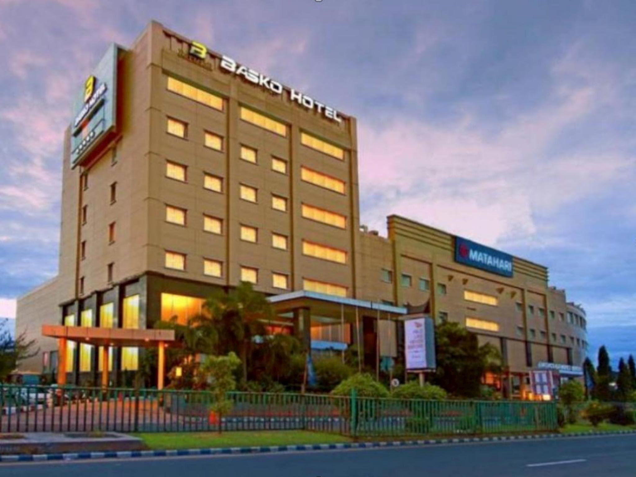 Premier Basko Hotel Padang