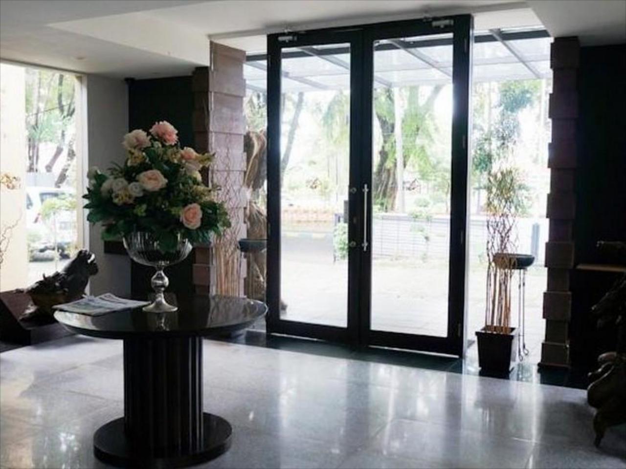 Rumah Nenek Hotel and Restaurant