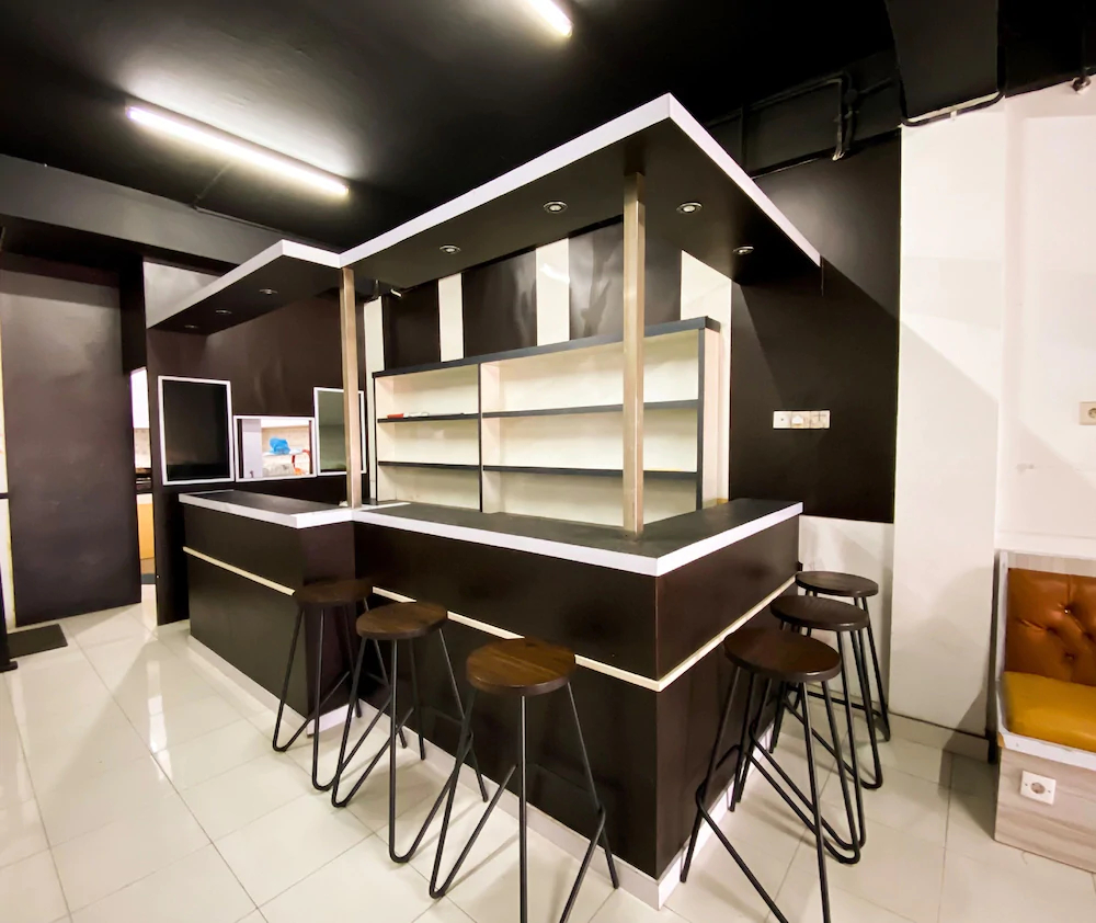 Sho Family Homestay & Resto by OYO Rooms