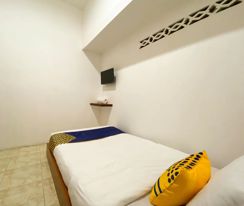 Sho Family Homestay & Resto by OYO Rooms