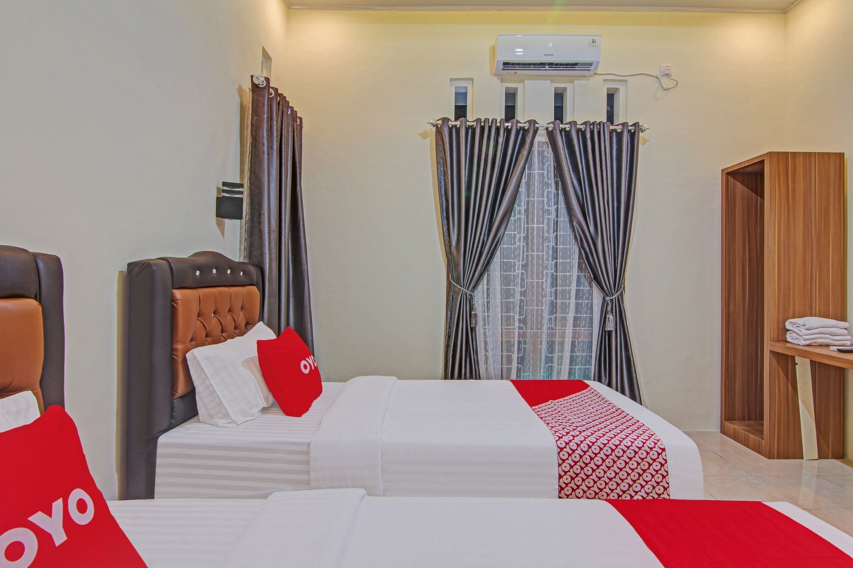 Suri Guest House Syariah by OYO