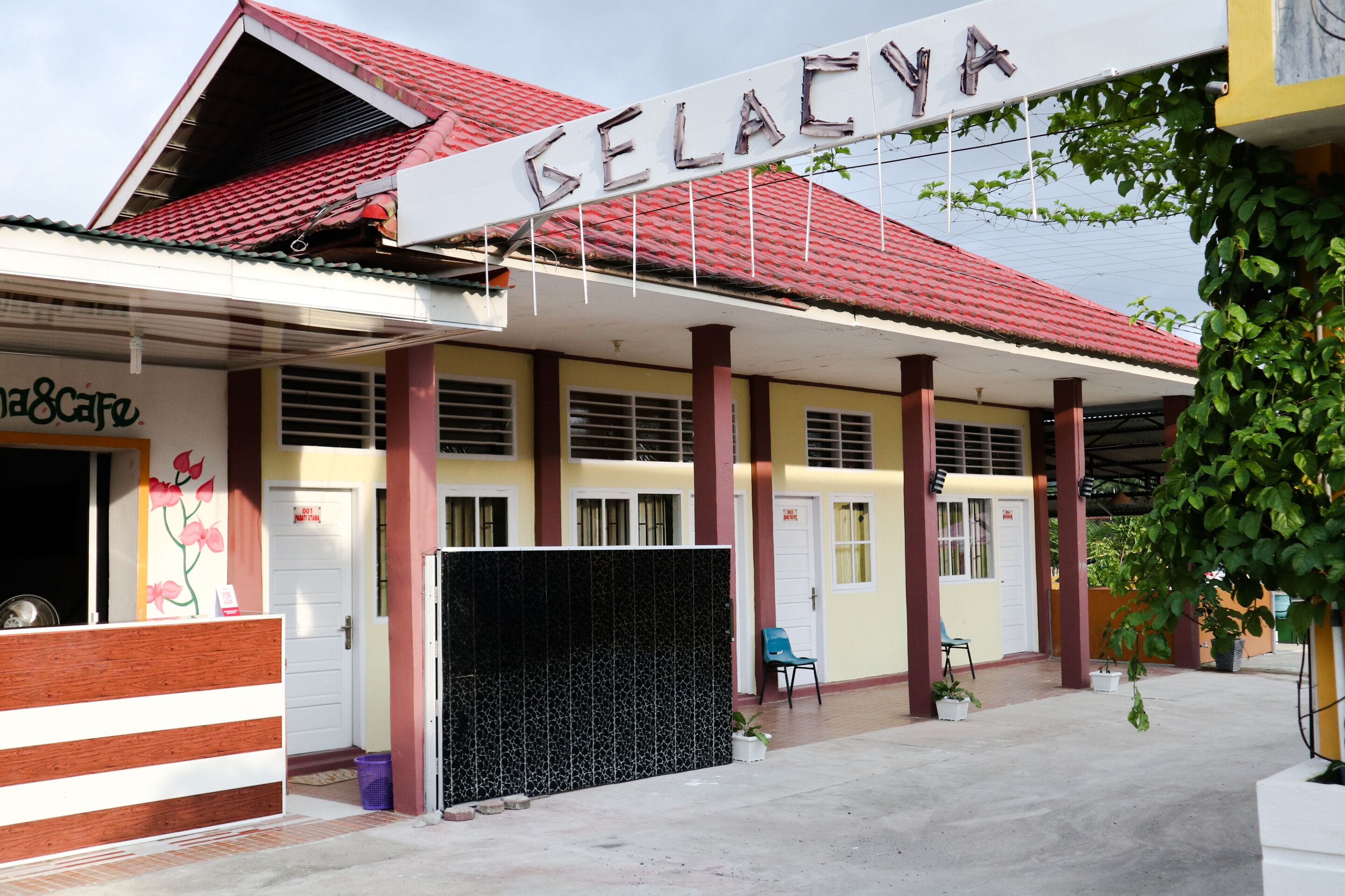 Wisma Padati Syariah by OYO Rooms