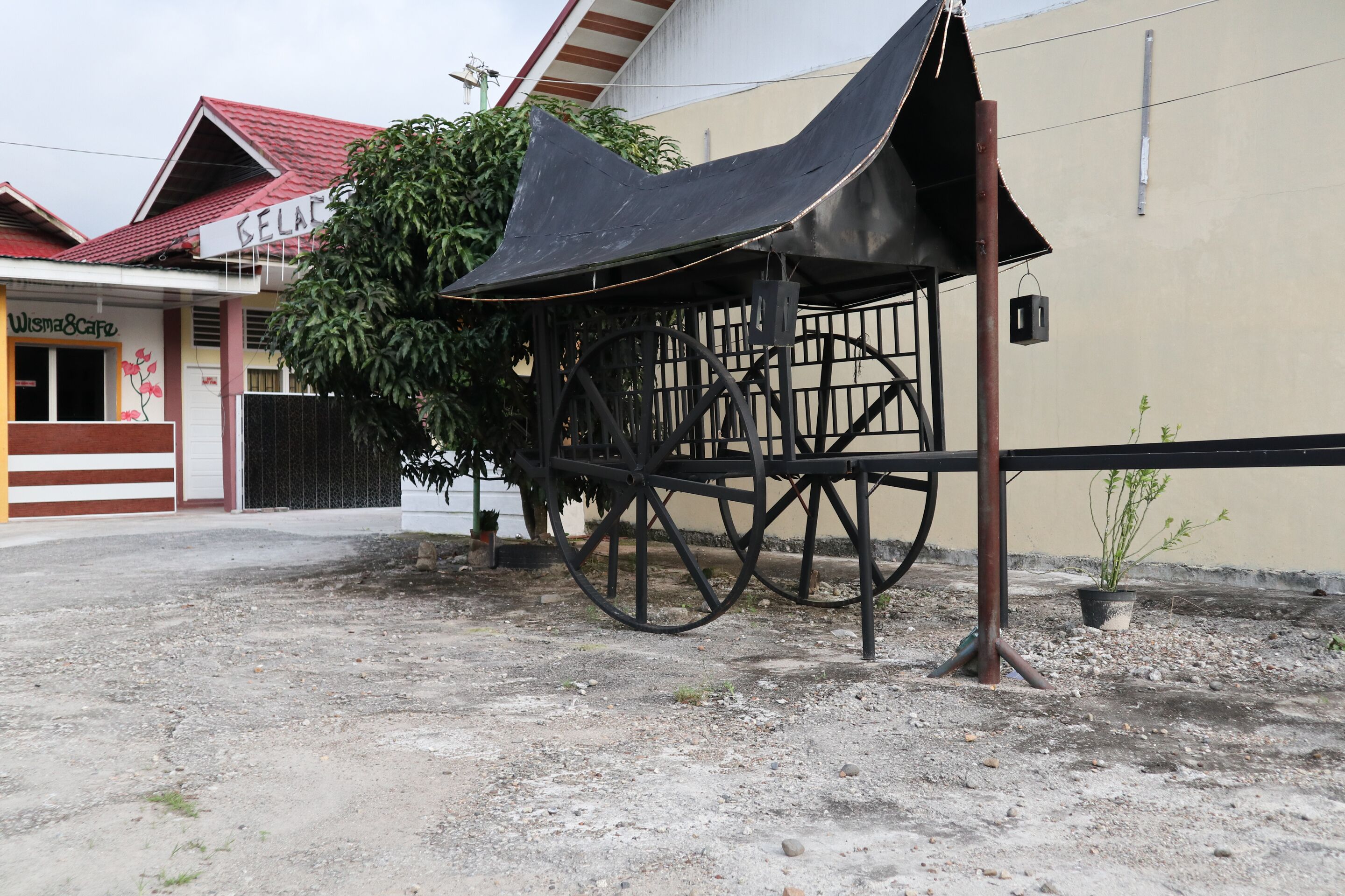 Wisma Padati Syariah by OYO Rooms