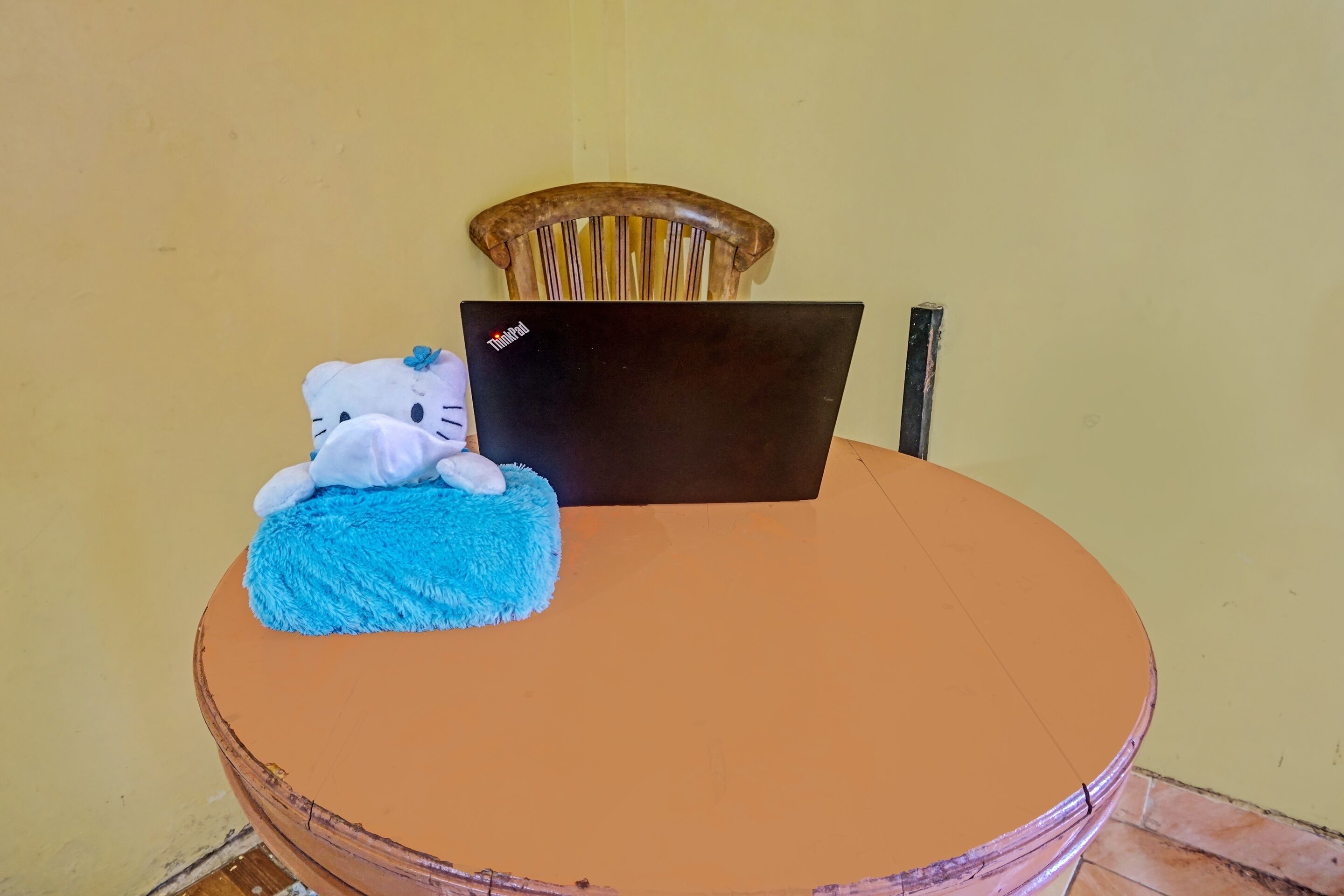 Express O 91702 Mandeh Homestay Syariah