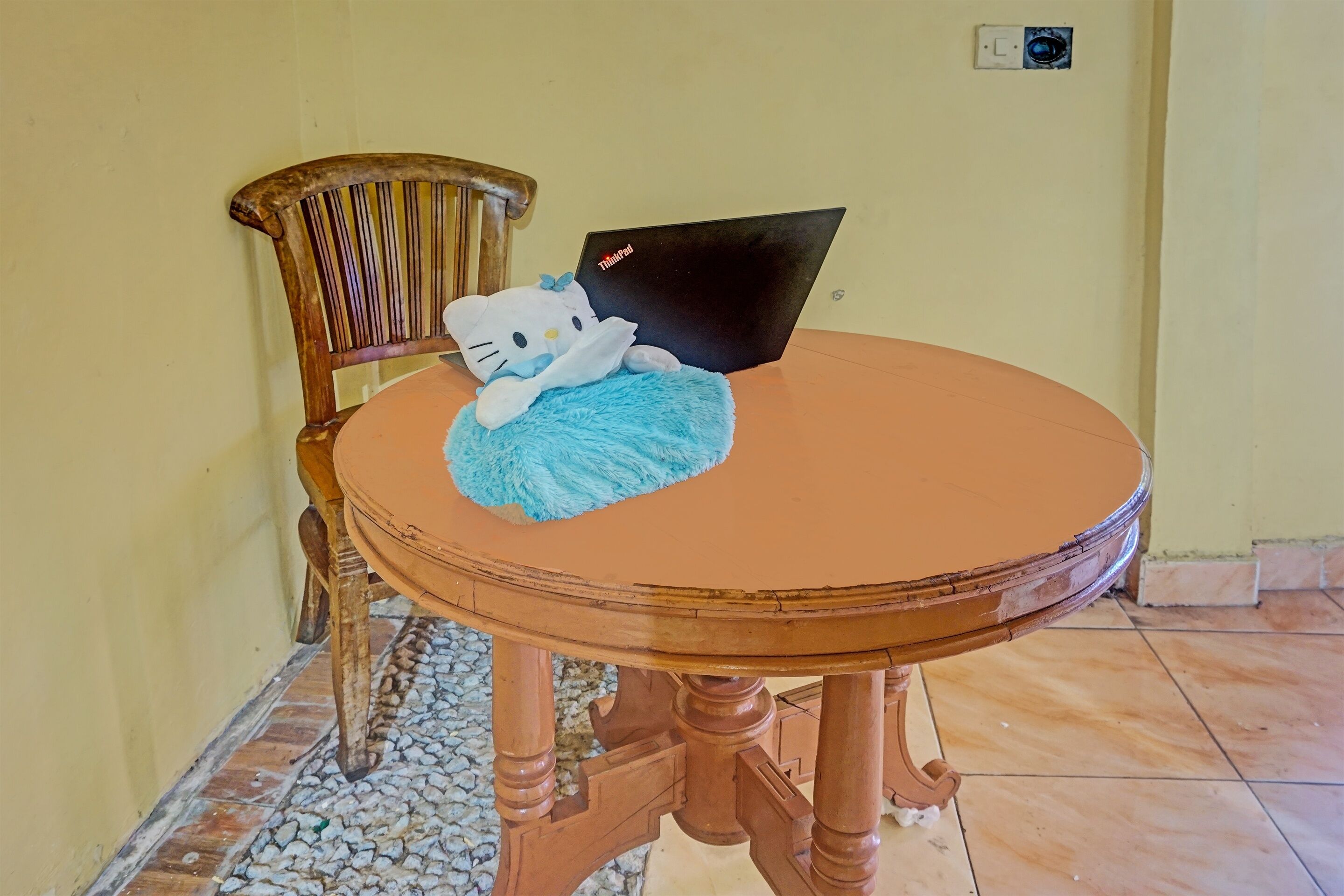 Express O 91702 Mandeh Homestay Syariah