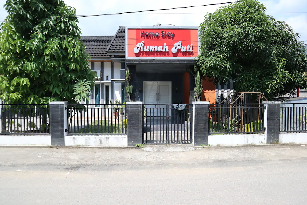 Homestay Rumah Puti by OYO Rooms