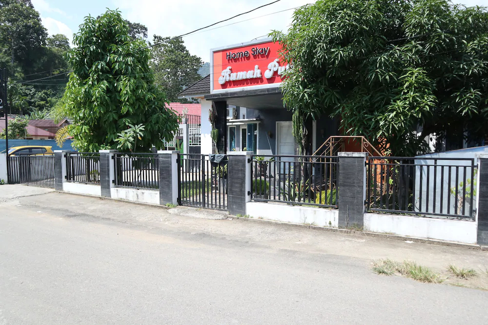 Homestay Rumah Puti by OYO Rooms