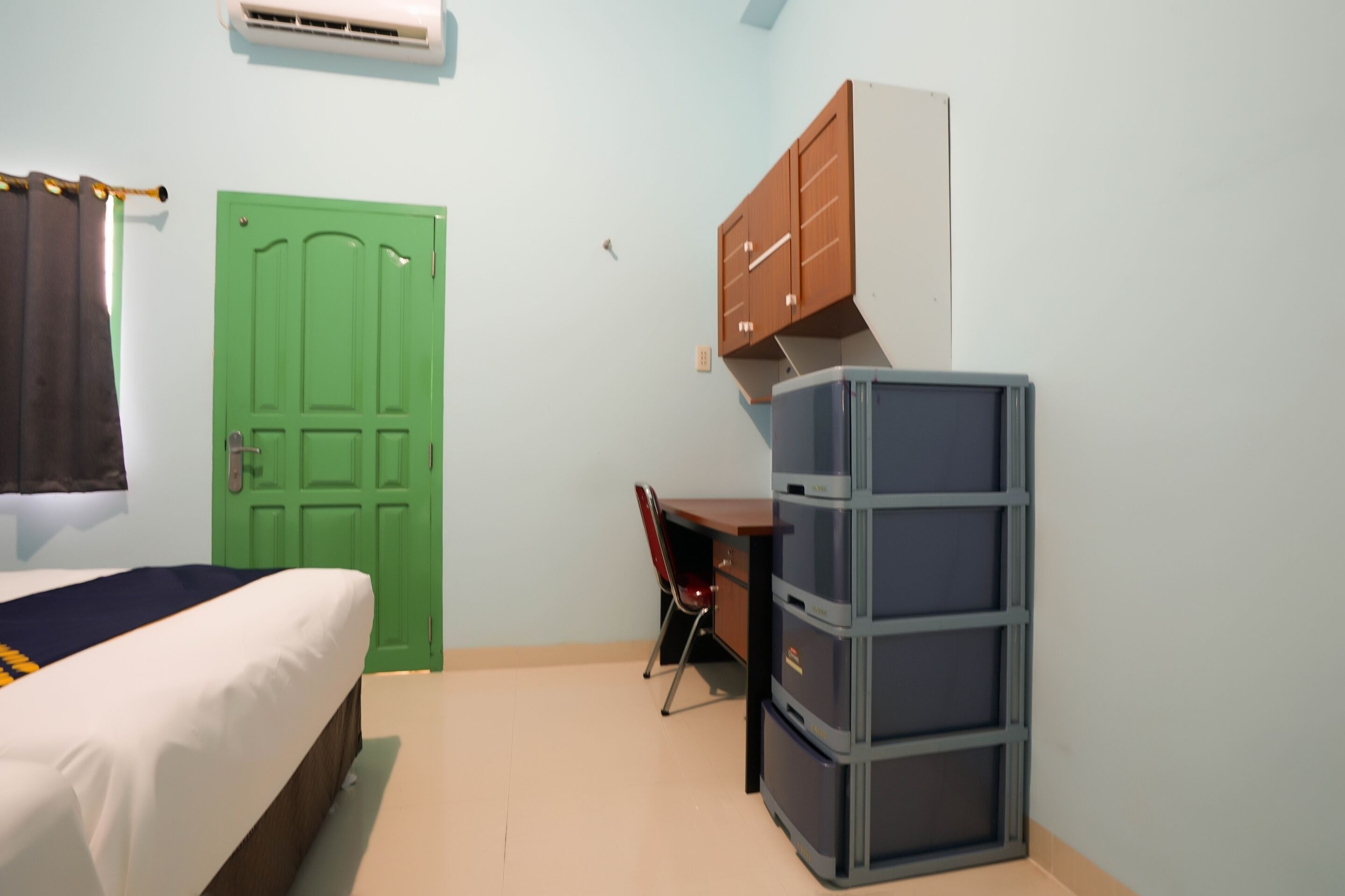 818 Home Stay by OYO Rooms