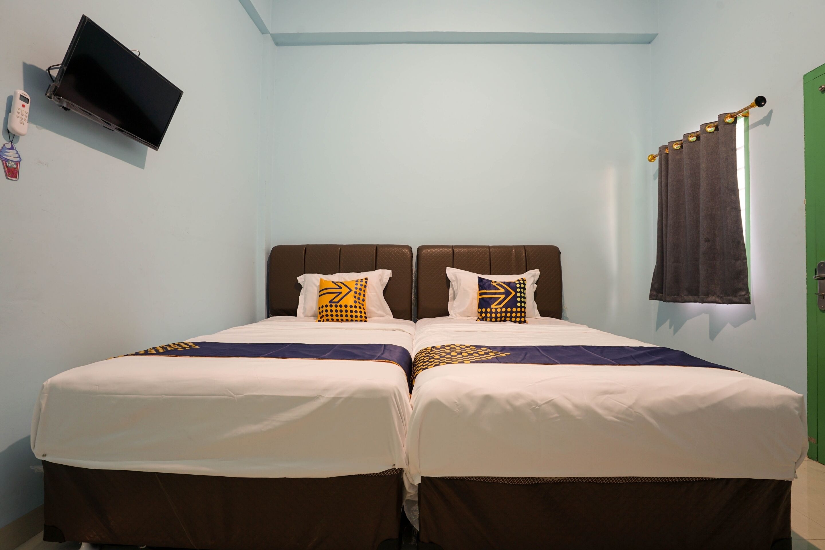 818 Home Stay by OYO Rooms
