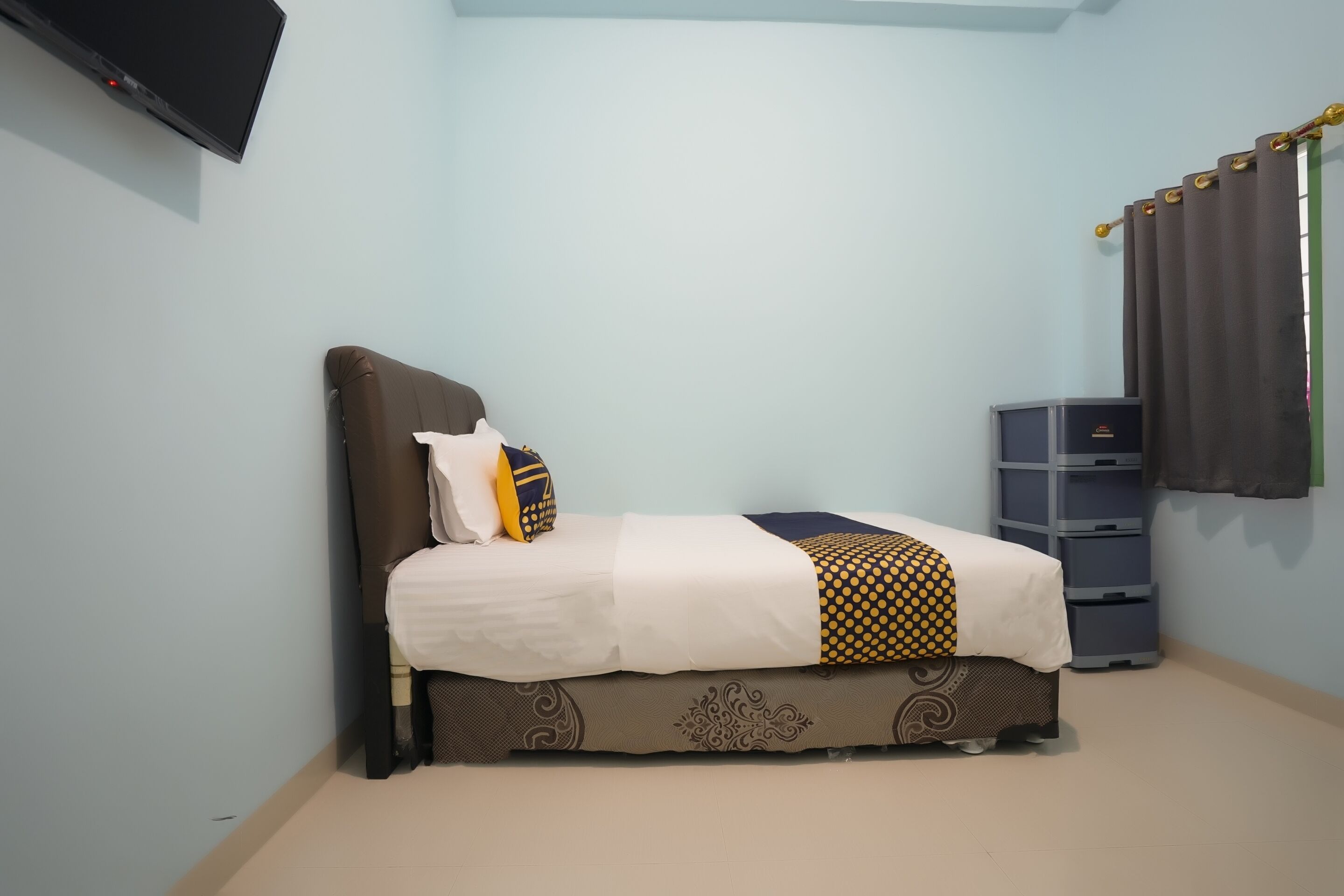 818 Home Stay by OYO Rooms