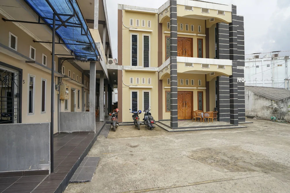 Afifah Homestay Syariah by OYO Rooms