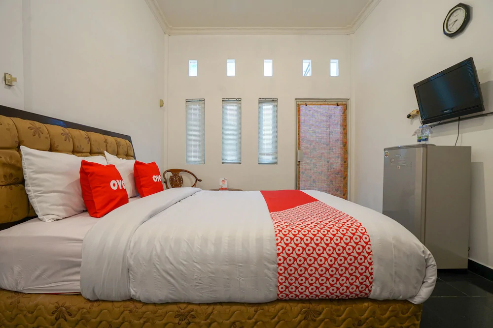 Afifah Homestay Syariah by OYO Rooms
