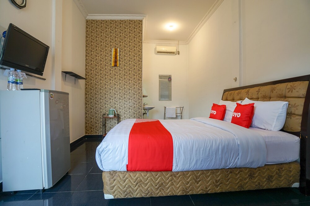 Afifah Homestay Syariah by OYO Rooms