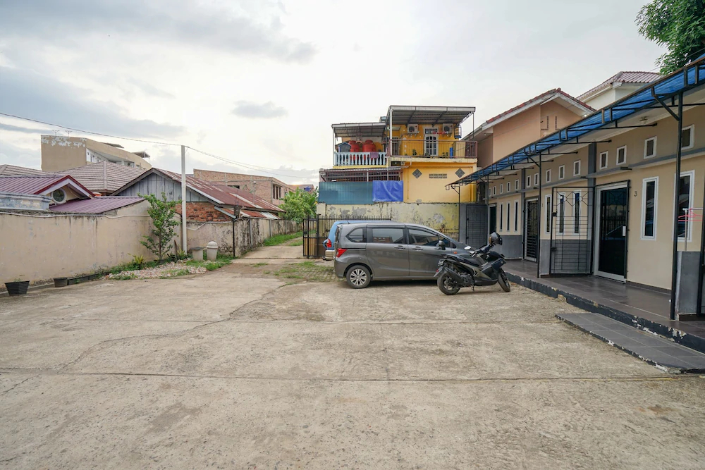 Afifah Homestay Syariah by OYO Rooms
