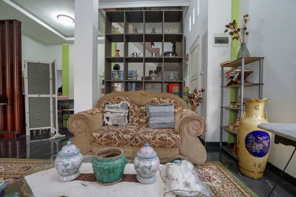Afifah Homestay Syariah by OYO Rooms