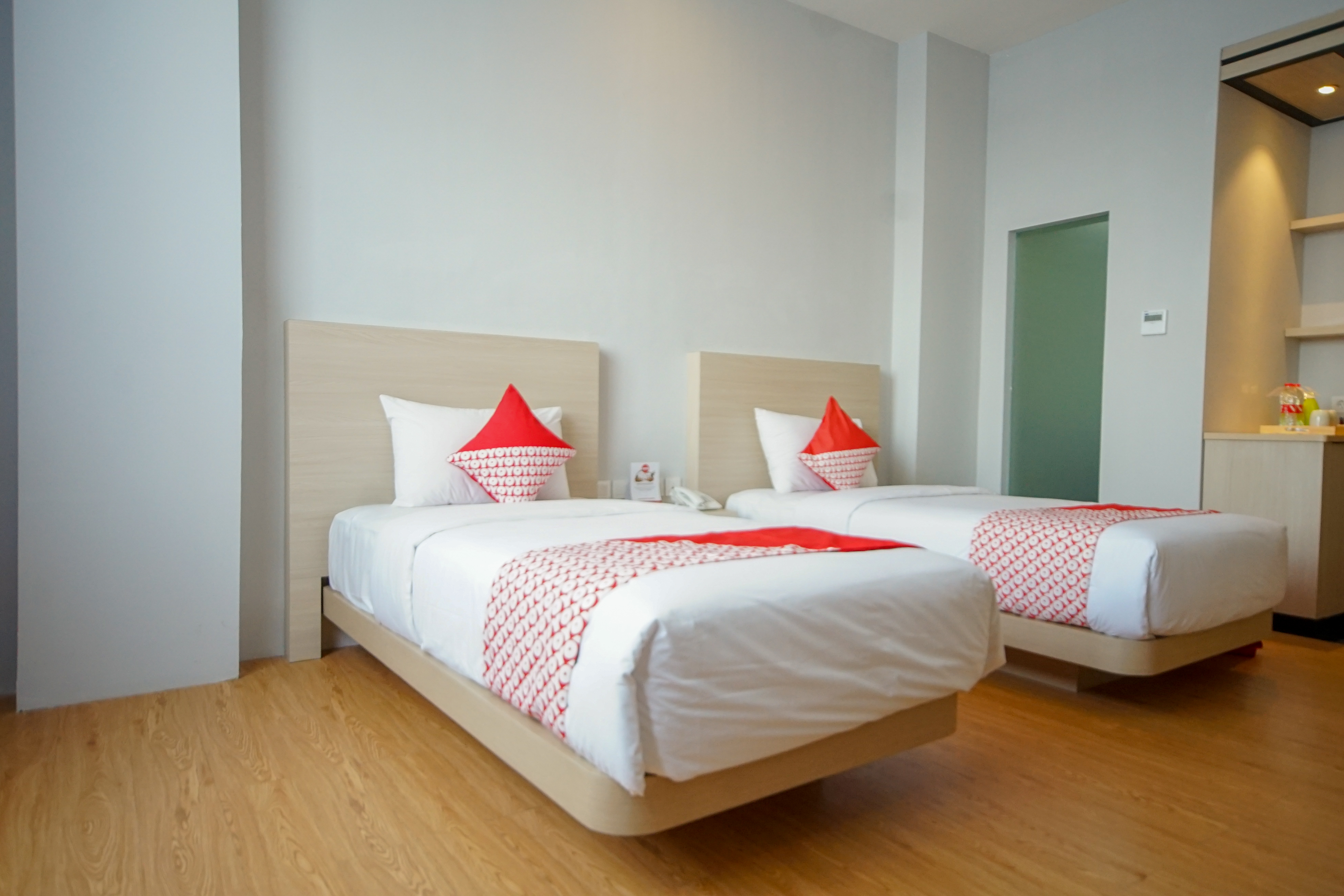 Airish Hotel by OYO
