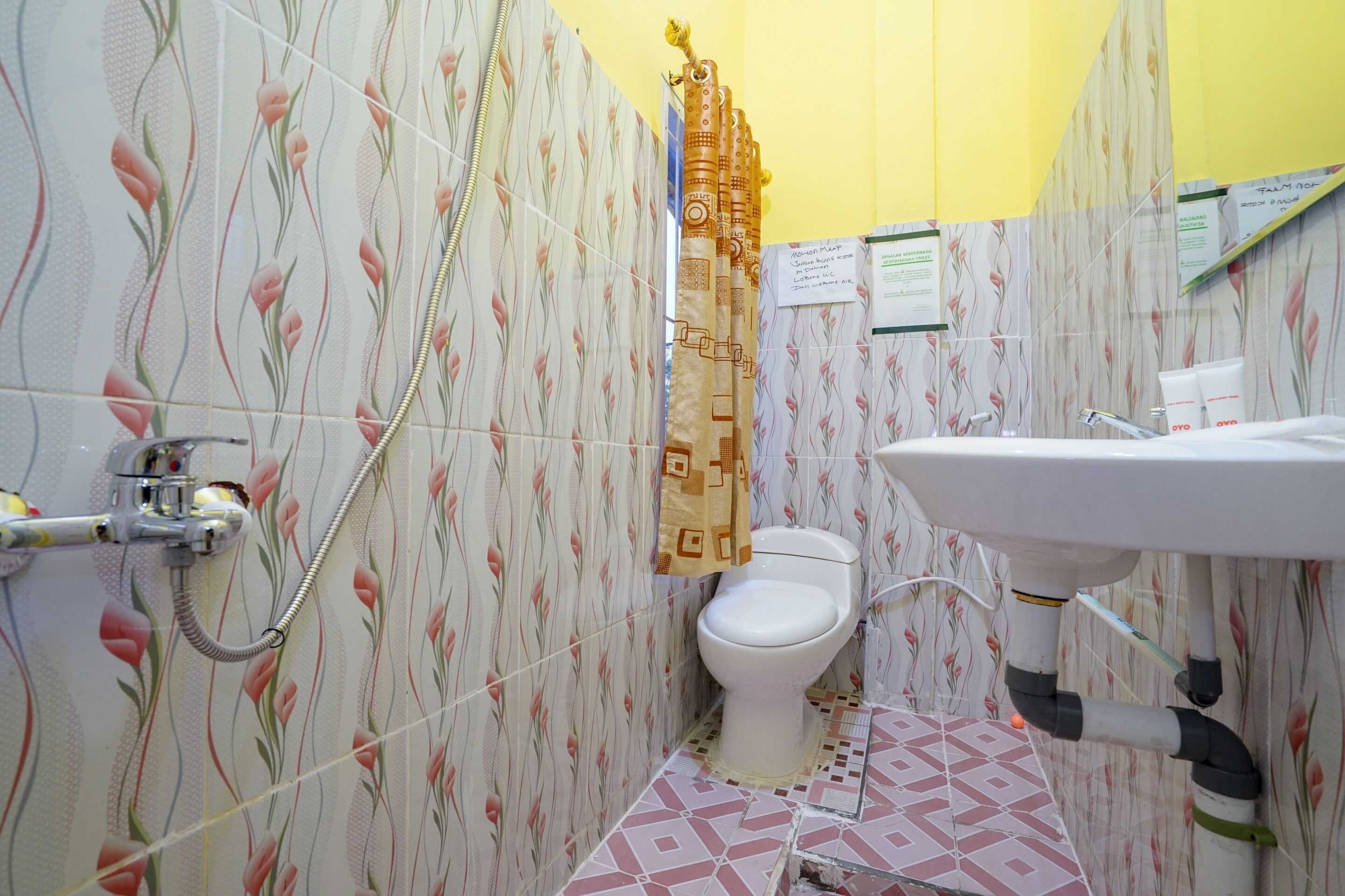 Alam Lestari Homestay by OYO Rooms