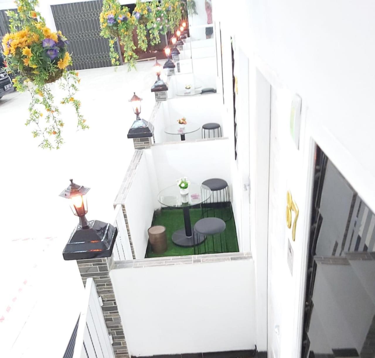 Alex Hostel 2