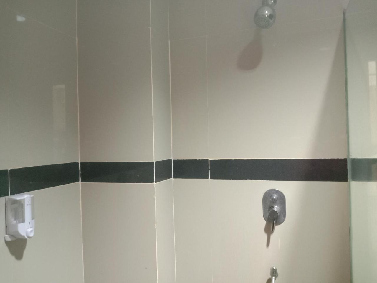 Alpha Hotel Syariah by OYO Rooms