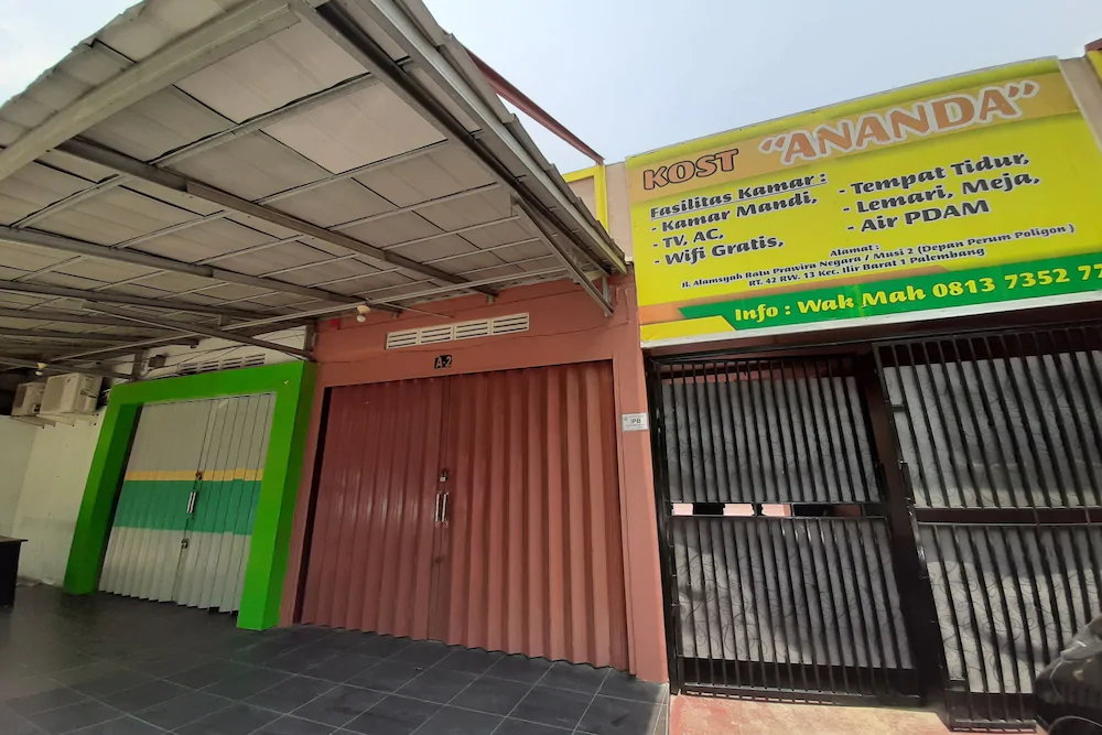 Ananda Kost by OYO Rooms