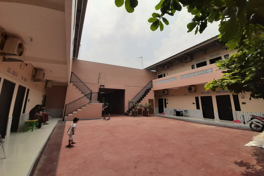 Ananda Kost by OYO Rooms