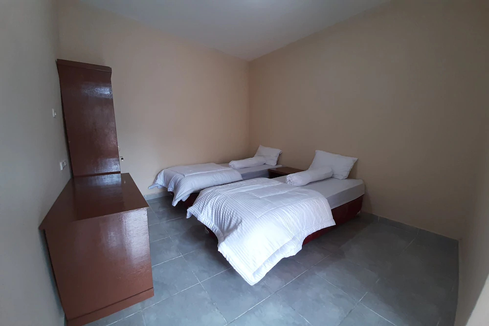 Ananda Kost by OYO Rooms