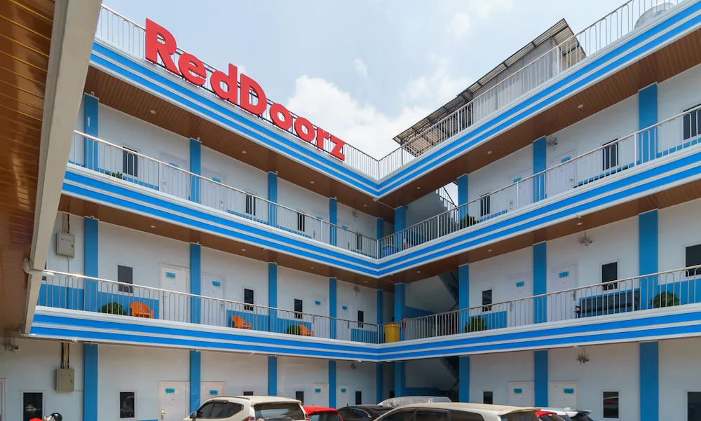 Awan Kost by Reddoorz