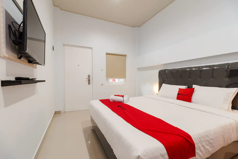Awan Kost by Reddoorz