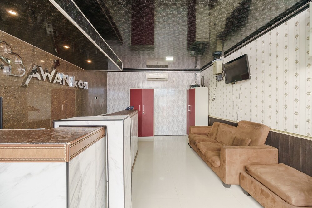 Awan Kost by Reddoorz